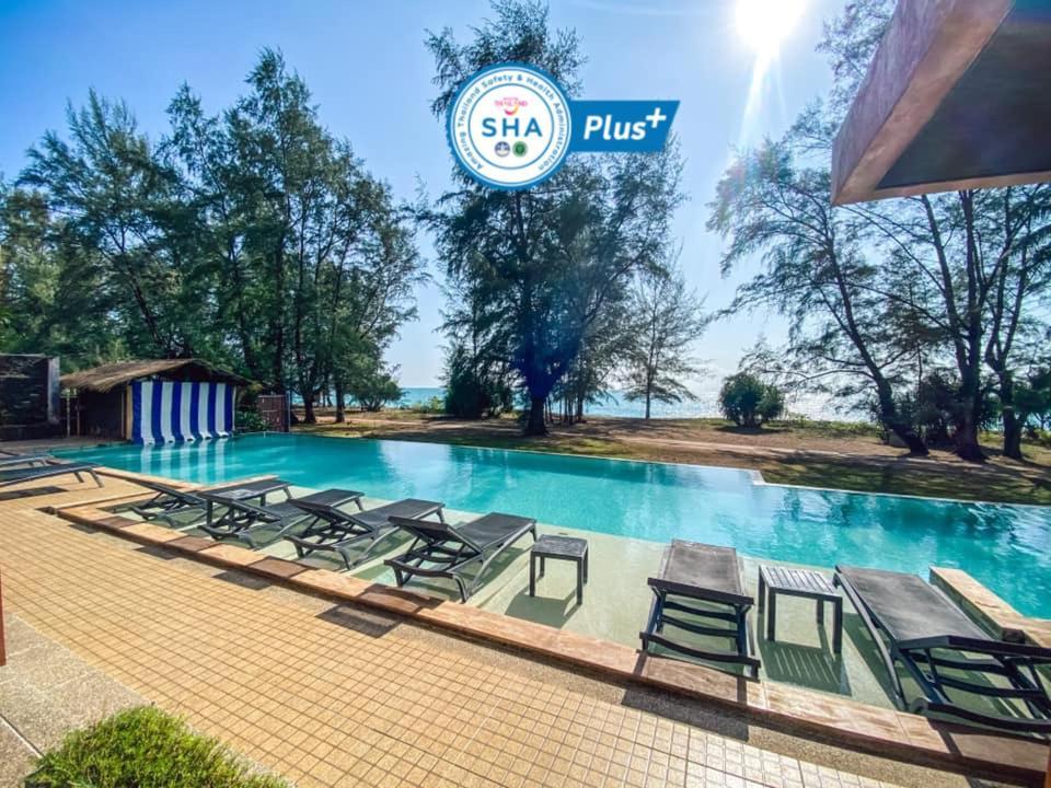 Coriacea Beachfront Boutique Phuket Resort - Sha Plus Παραλία Μάι Κάο Εξωτερικό φωτογραφία