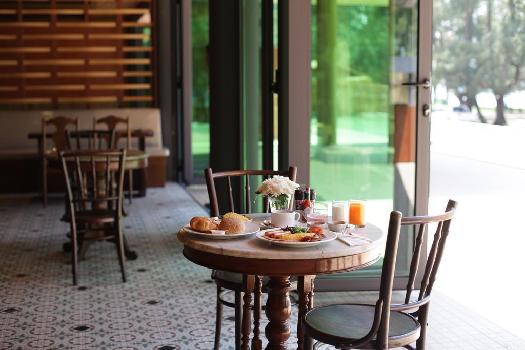 Coriacea Beachfront Boutique Phuket Resort - Sha Plus Παραλία Μάι Κάο Εξωτερικό φωτογραφία