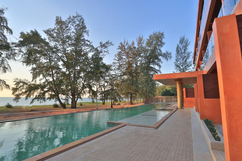 Coriacea Beachfront Boutique Phuket Resort - Sha Plus Παραλία Μάι Κάο Εξωτερικό φωτογραφία