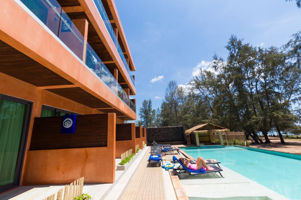 Coriacea Beachfront Boutique Phuket Resort - Sha Plus Παραλία Μάι Κάο Εξωτερικό φωτογραφία