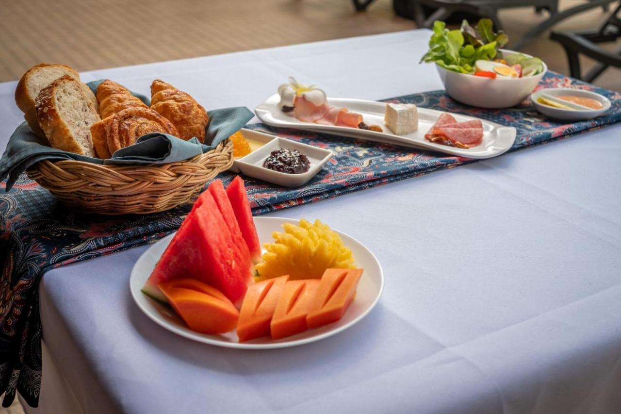 Coriacea Beachfront Boutique Phuket Resort - Sha Plus Παραλία Μάι Κάο Εξωτερικό φωτογραφία